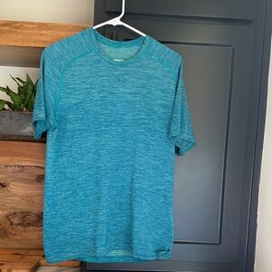 lululemon athletica Blue Short Sleeve Tee metal vent medium